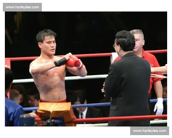 聚焦柳海龙赛场巅峰对决见证力量技巧与意志的终极较量时刻荣耀瞬间 聚焦柳海龙赛场巅峰对决见证力量技巧与意志的终极较量时刻荣耀瞬间